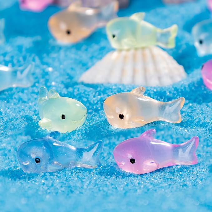 70 Pcs Mini Resin Shark Figurine Bulk Mini Shark Figurine Cake Decorations Cute Miniature Resin Sculpture Ornament Micro Landscape Office Garden Desk Party Tabletop Decor