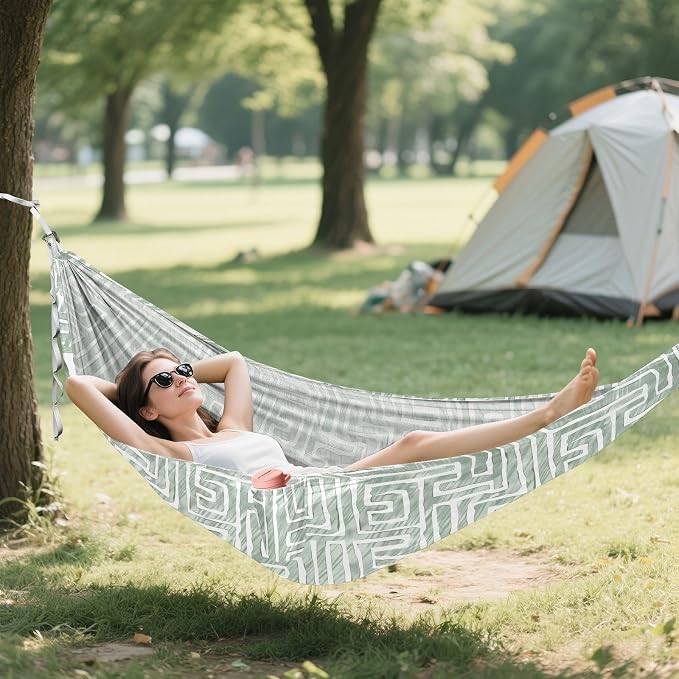 Camping Hammock Outdoor Hammocks for Outside Maze Beach Trees Portable Lightweight with Pockets Tree Straps Indoor