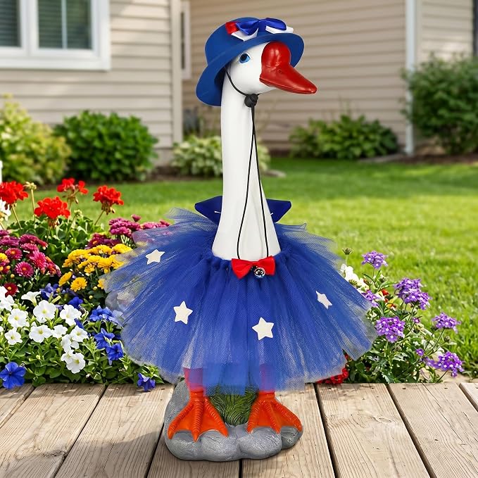 Large Porch Goose with Independence Day Outfits Decor - 20" Lifelike Porch Goose Statue Set,Indoor or Outdoor Decorative Figurine for Garden,Patio,Lawn,Entryway Accent,4th of july,Gifts for Women