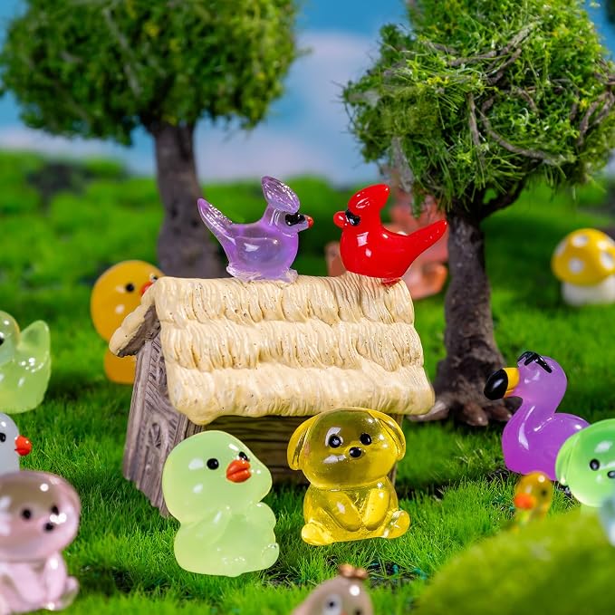 130 pcs Mini Resin Animals Variety Tiny Animals Figures Miniature Little Small Animal Figurines Bulk for Micro Fairy Garden Landscape Accessories Hide Crafts Decor Aquarium