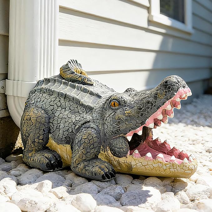 Teaeeno Alligator Decor Statue Gutter Downspout Extension Decorative,Crocodile Gutter Animal Statue Outdoor Decor,3"×4" Rain Gutter Downspout Splash Block,Garden Splash Block Outdoor Sculpture (Green)