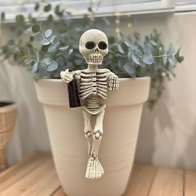 Halloween Skeleton Flowerpot Decoration, Weather Resistant Resin Garden Statue (Black Cup)