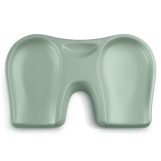 KNEEPAL. Engineered to Outperform Conventional Memory Foam Kneeling Pads. Beloved by gardeners, DIY'ers, bath-time Mommies, fitness peeps and yoga buffs