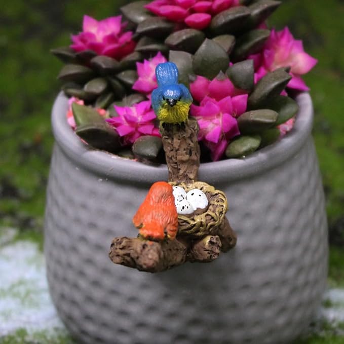 Miniature Birds Perched on Branch Flower Pot Hugger Figurines, Mini Resin Sculpture Outdoor Statues for Planter Pot Terrarium Fish Tank Edge Bonsai Crafts Decor Fairy Garden Accessories