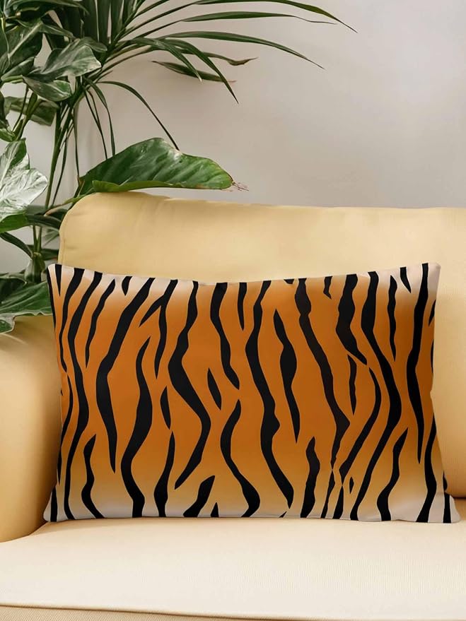 Outdoor Waterproof Throw Pillows Natural Tiger Skin Texture Patio Pillows,Decorative Pillow Covers with Insert,Pillow Cushion Case for Garden Couch Sofa Wildlife Animals Striped