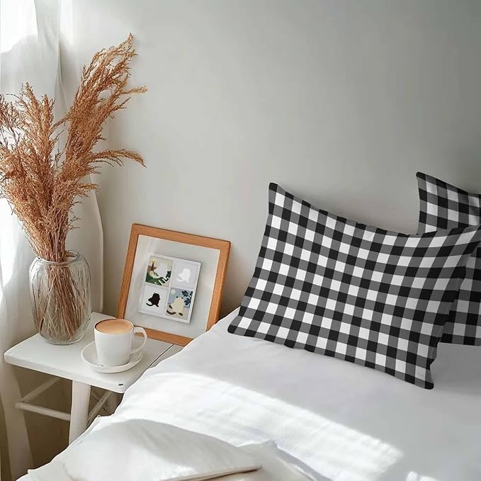Outdoor Waterproof Throw Pillow Covers Set of 2 Black White Buffalo Plaid Lumbar Pillowcases 20x12 Inches Pastoral Checked Decorative Pillows Cushion Case Patio Pillows for Couch Bed Chair Garden