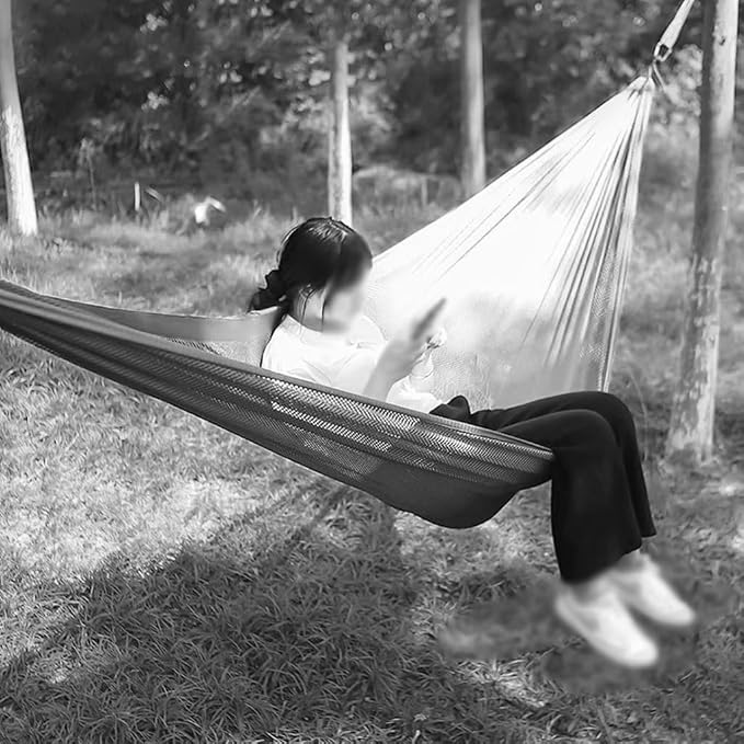 Summer Breathable Ice Silk Hammock, Outdoor Portable Double Hanging Bed, Park Leisure Swing with Straps, Load Bearing 300kg/661.4lbs(Military Green)