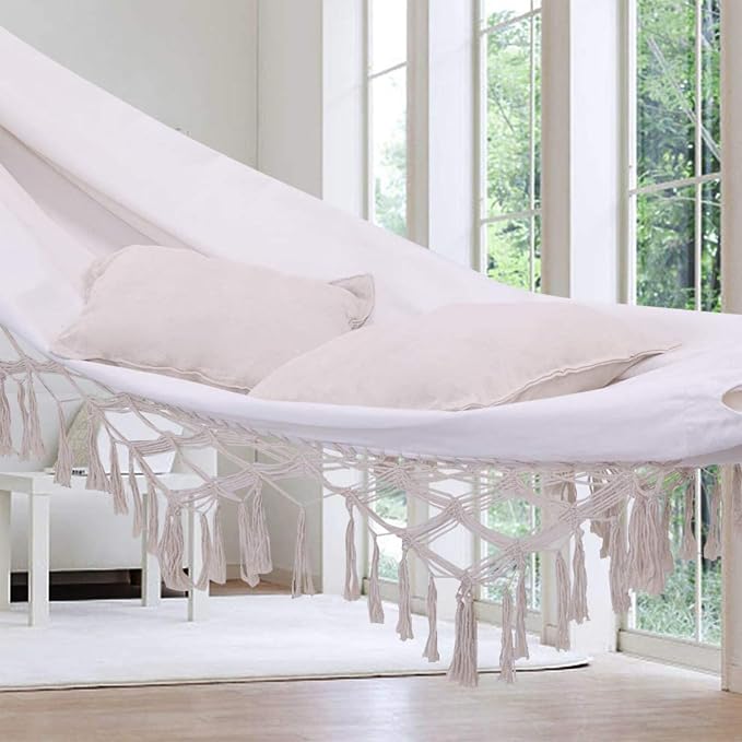 Boho Macrame Hammock with Tassels Patio, 400 lbs Portable Hammock with Travel Bag for Porch Patio Bedroom Balcony Outdoor Indoor (79 * 59'')