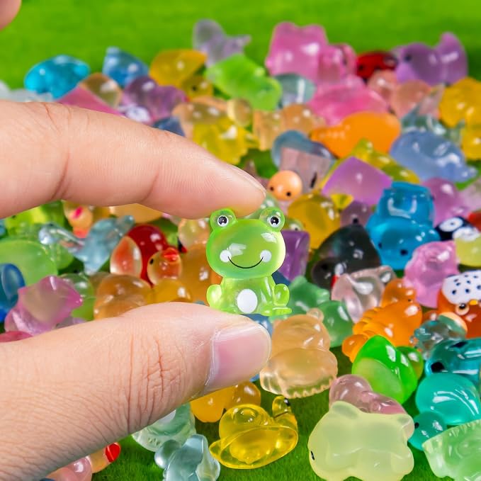 100 Pcs Glow in The Dark Mini Resin Animals - 50 Styles Bulk Tiny Animals Figures for Fairy Garden,Aquarium Decor,Party Favors,DIY Craft Trinkets