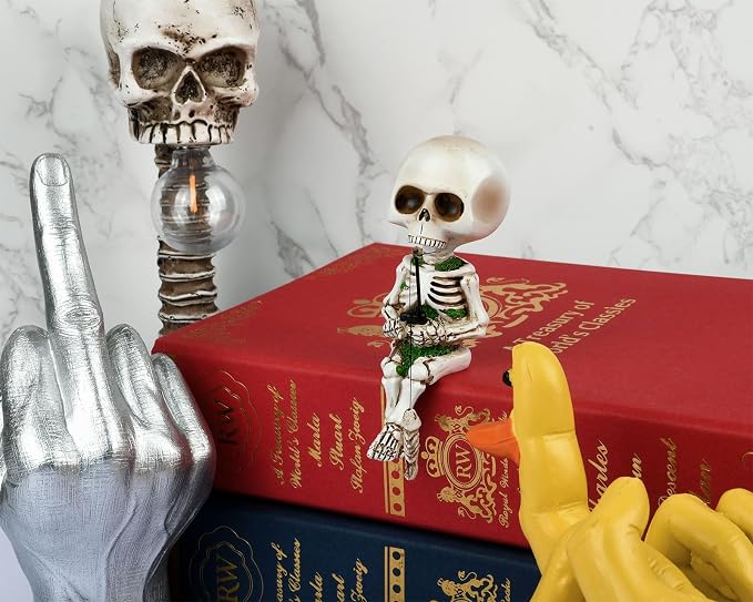 DS. DISTINCTIVE STYLE Style Fishing Skeleton Statue 4.5 Inch Mini Skull Figurines Halloween Gothic Decor Resin Cute Skull Fisher Sculpture for Outdoor Garden Pond Fountain Poolside