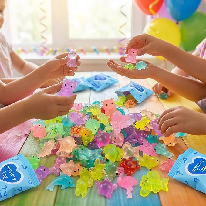 100 Pcs Mini Resin Animals Blind Bags, Glow in The Dark & Glitter Mystery Animals, Individually Wrapped Tiny Luminous Miniatures for Fairy Garden, Micro Landscape, DIY Crafts