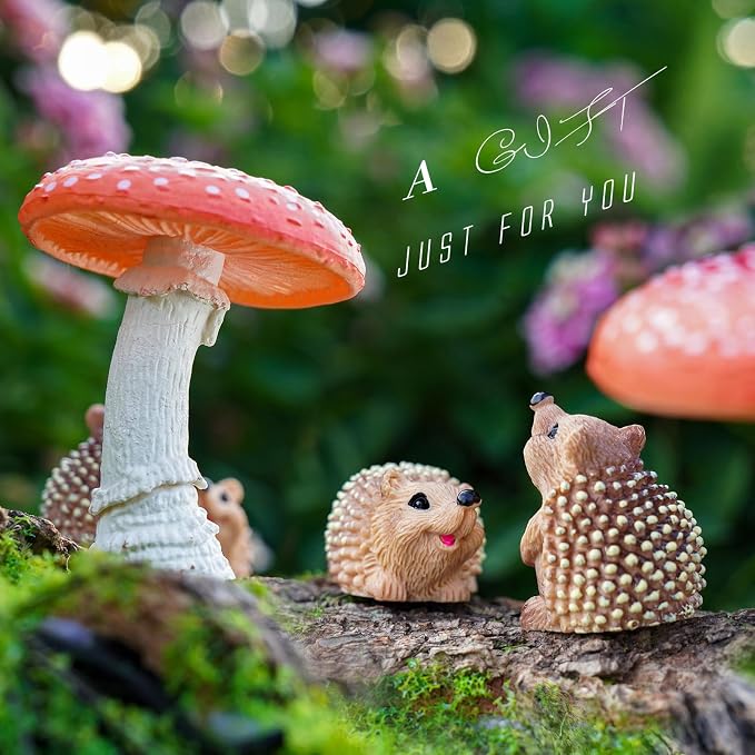 Fairy Garden Accessories, 7 Pieces Squirrel & Hedgehog Resin Figures with Acorn & Mushroom, Handmade Miniature Decor, Garden Miniatures and Home Decorations, Perfect DIY Gift