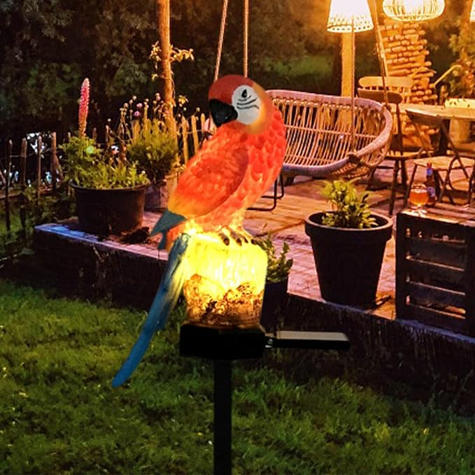Solar Outdoor Lights Resin Parrot Garden Lights 12 Hrs Long-Lasting Decorative Lights for Yard, Pathways, Landscape Lighting Solar Spot Lights Outdoor Security Lights Garden Statues