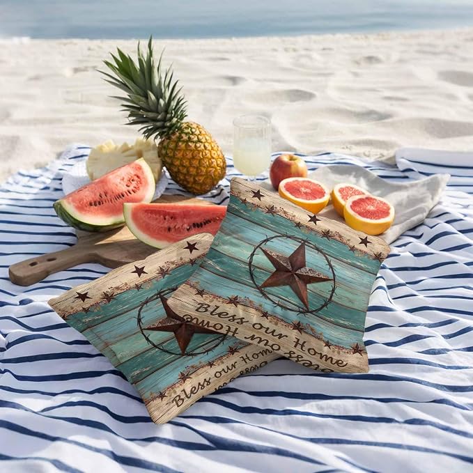 Texas Star Country Outdoor Pillow Covers 18x18 Inch Throw Pillow Covers Set of 2 Waterproof Decorative Pillow Cases Western Old Wooden Board Vintage Cushion Covers for Patio Furniture Garden Couch