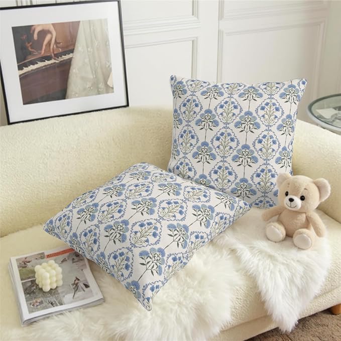Floral Pillow Covers Spring Summer Farmhouse Throw Pillow Covers 16x16 Set of 2 Vintage Blue Green Boho Flower Pillow Cases Rustic Hydrangea Cushion Case for Home Couch Decor