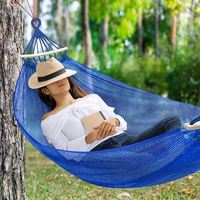 Outdoor Hammock, Super Soft and Breathable Mesh Hammock Made of Cool Nylon with Wooden Bars for Indoor, Balcony, Terrace, Garden, Camping, Backpacking
