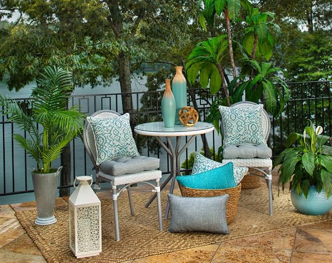 Pillow Perfect Tory Solid Indoor/Outdoor Small Throw Pillow Plush Fill, Weather and Fade Resistant, Small Throw - 16.5" x 16.5", Aqua, 2 Count