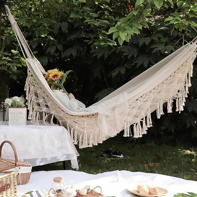 Boho Macrame Hammock with Tassels Patio, 400 lbs Portable Hammock with Travel Bag for Porch Patio Bedroom Balcony Outdoor Indoor (79 * 59'')
