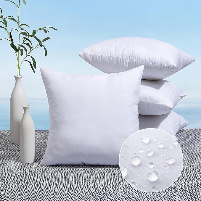 MIULEE Pack of 4 Decorative Pillow Inserts and Outdoor Throw Pillow Covers Linen Waterproof Pillow Covers Farmhouse Cushion Cases for Patio Garden Tent Balcony Couch Sofa 18x18 inch Red/Green