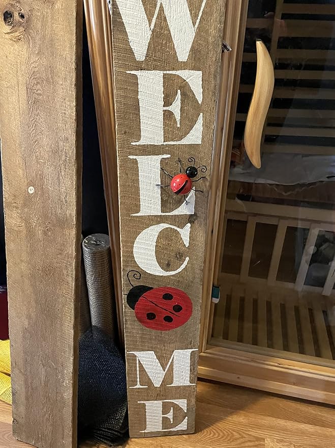Metal Ladybugs Garden Wall Art Decor Cute Ladybugs Wall Sculptures & Statues Outdoor Decoration Yard Lawn Porch Fence Ornaments, Set of 4