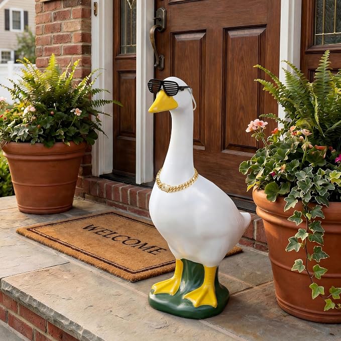 Porch Goose Statue 5pc Accessory Combination Set, Hip Hop Goose Accessories Kit with Chains Sunglasses Strap for 23 Inch Goose, Cool Street Style Yard Garden Decor (Hip-hop 5PC)