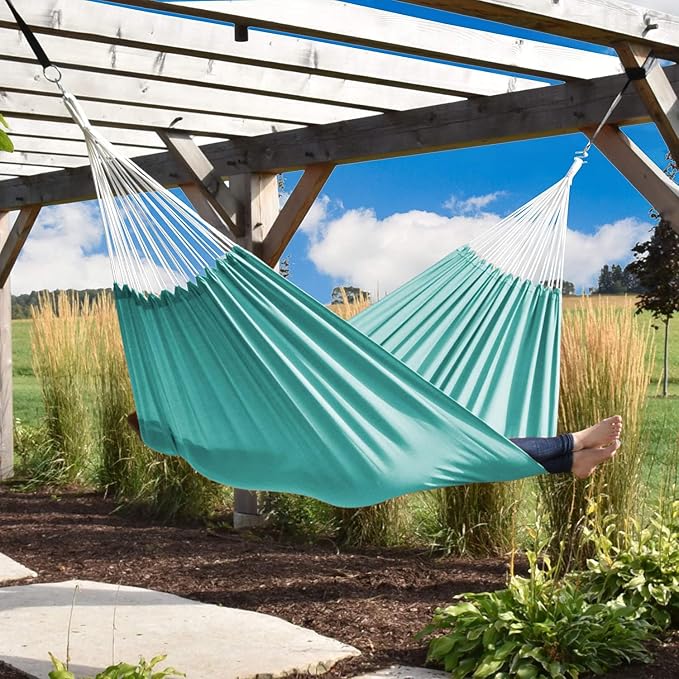Vivere Double Brazilian Fade and Weather-Resistant Hammock - 450 lb Weight Capacity