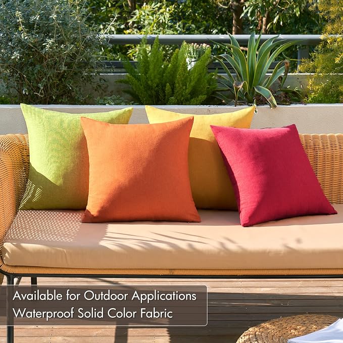 MIULEE Pack of 4 Decorative Pillow Inserts and Outdoor Throw Pillow Covers Linen Waterproof Pillow Covers Farmhouse Cushion Cases for Patio Garden Tent Balcony Couch Sofa 18x18 inch Red/Green