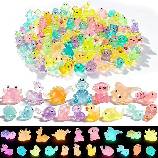 QUMMFA 100 Pcs Mini Resin Animals Glow in The Dark Tiny Ducks to Hide, Luminous Small Animal Figurines Bulk for Aquarium Decorations, Various Animals with a Storage Box, Fairy Garden Accessories