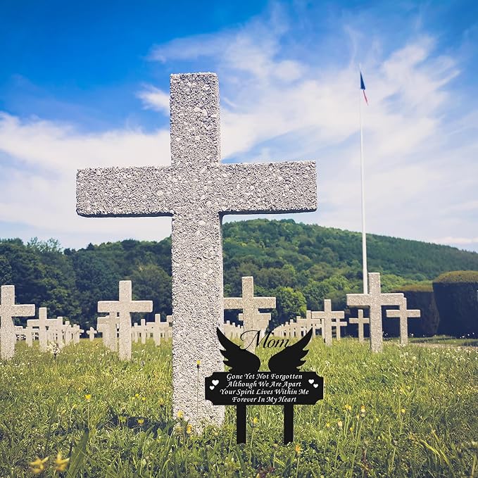 Metal Grave Marker Stake - Cemetery Garden Decor for Mom, Rust-Proof All-Weather Outdoor Remembrance Plaque, in Loving Memory of Mom Memorial Yard Sign