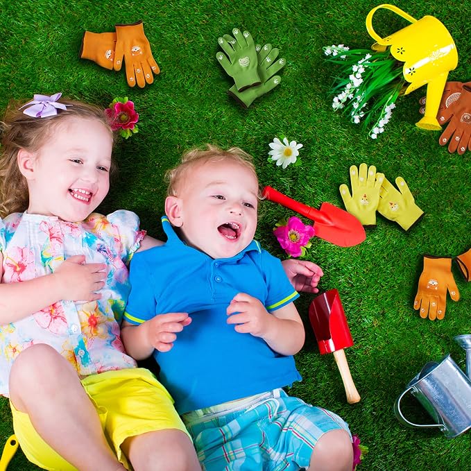 COOLJOB Small Toddler Gardening Gloves for Little Boys Girls Ages 2-4, Breathable Kids Work Gloves with Grippy Animal Paw Dots for Children Yard Landscape, Green Frog, 1 Pair