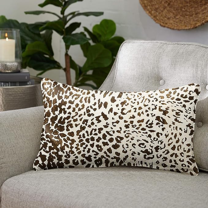 Sorra Home AMZ768021SP Indoor/Outdoor Pillow Set, 13 in x 20 in, Espresso Leopard