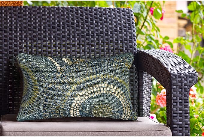 Liora Manne Marina Indoor/Outdoor Power Loomed Easy Care Pillow - Contemporary Geometric Casual Accent (Circles Azure) (12" x 18")