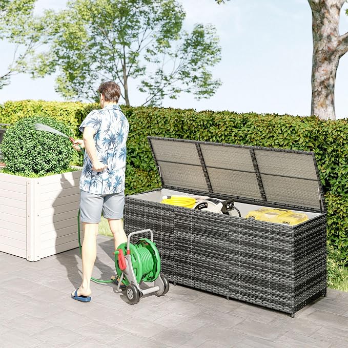 175-Gallon Outdoor Rattan Deck Storage Box with Polyester Liner