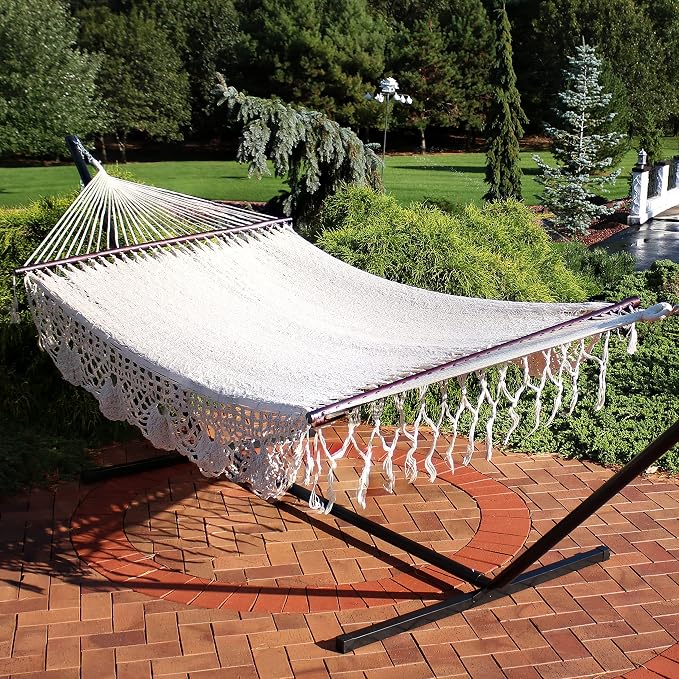 Sunnydaze Deluxe Handwoven American Style Cotton Hammock -770-Pound Weight Capacity - Natural