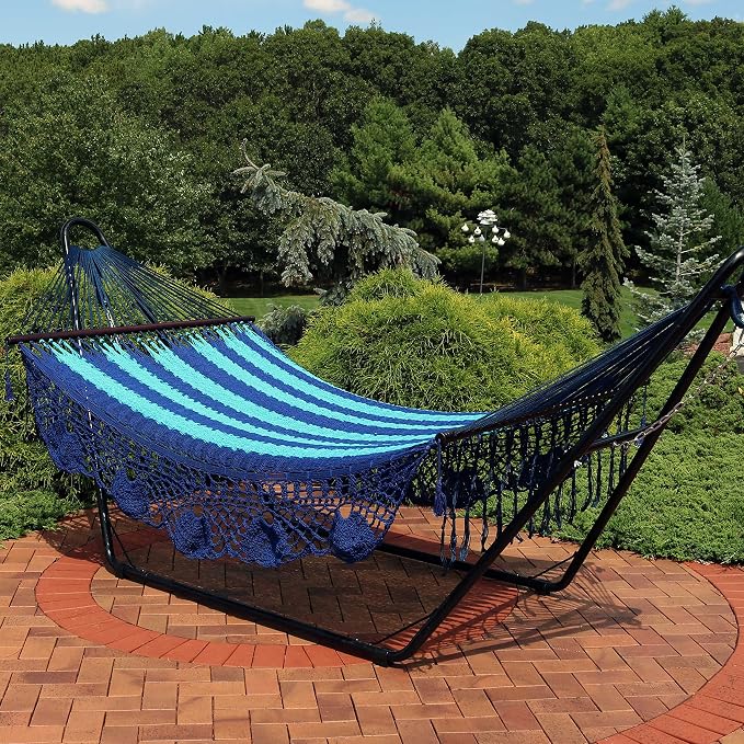 Sunnydaze Deluxe Handwoven American Style Cotton Hammock -770-Pound Weight Capacity - Blue